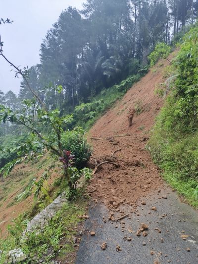 Jalan Putus Total Akibat Longsor, Sekolah di Desa Depok Terisolir, Pembelajaran Daring Terkendala Sinyal