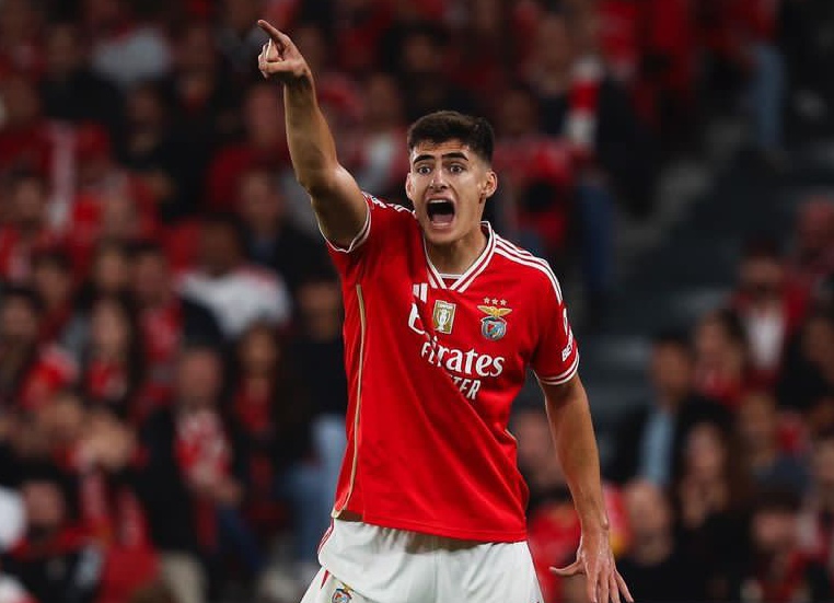 100 Juta Euro Agar Antonio Silva ke Old Trafford, Serius nich MU?