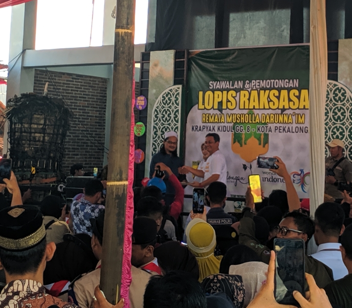 Kemeriahan Festival Lopis Raksasa 2024 yang Jadi Tradisi Syawalan di Kota Pekalongan