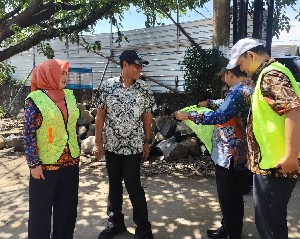 Bupati Pekalongan: Target Akhir 2025 Jadi Tahun Penyelesaian Banjir Rob dan Jalan Rusak di Tirto