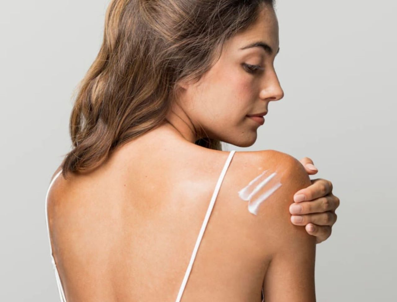 Rekomendasi Produk Tone Up Body Serum untuk Mencerahkan Kulit Dalam Sekejap