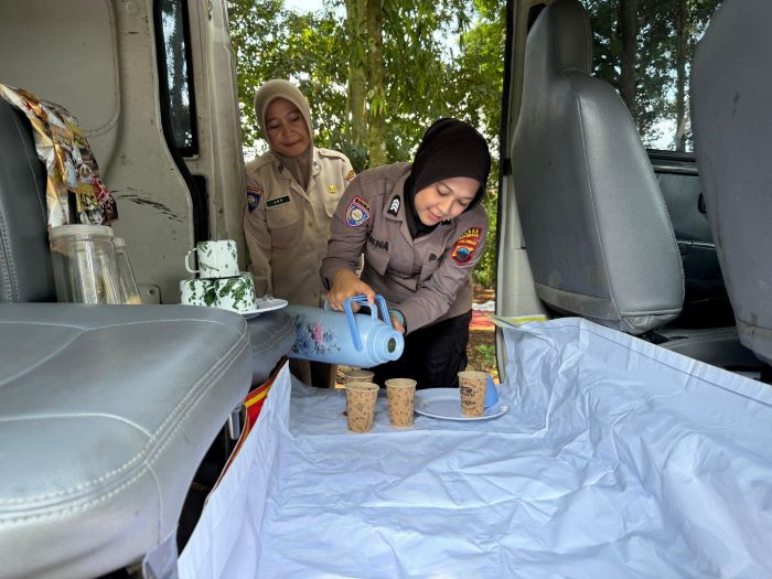 Ngopi On The Spot, Cara Unik Binmas Polres Pekalongan Sosialisasi Kamtibmas