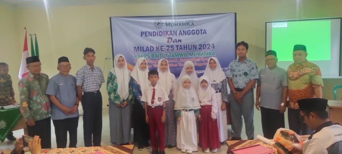 Milad BT Muhamka ke-25, Anak Berprestasi dari Anggota Koperasi Diberi Beasiswa