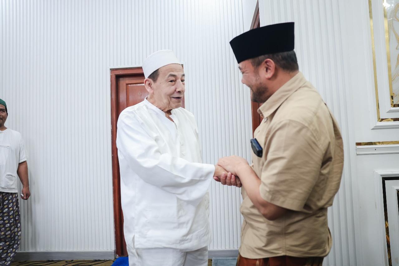 Silaturahmi dengan Ulama, Ahmad Luthfi Diminta Terus Memuliakan Rakyat