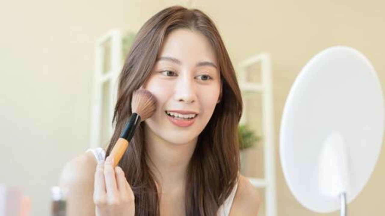 Ini Dia 5 Powder Foundation untuk Pori-Pori Besar dan Berminyak Terbaik