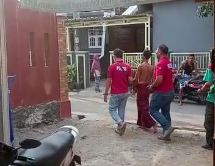 Seorang Bapak di Batang Dilaporkan Anak Kandungnya ke Polisi, Ternyata Ini Penyebabnya