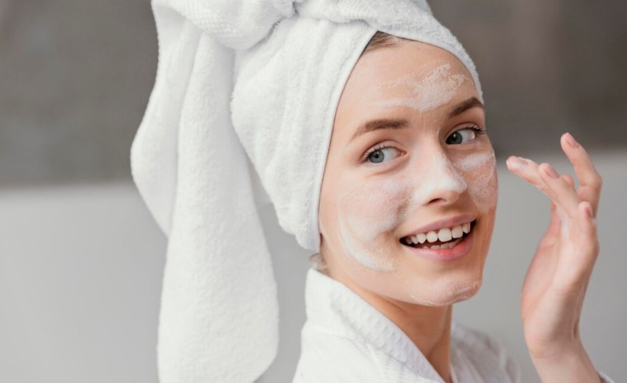 5 Sabun Cuci Muka Memutihkan, Cobain untuk Mengatasi Wajah Kusam