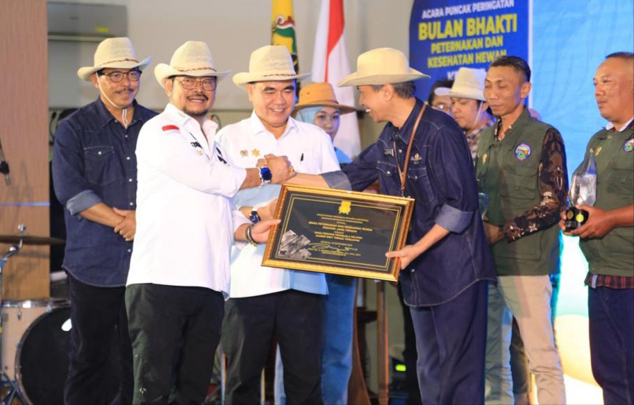 Pj Gubernur Jateng Minta Populasi Dan Hasil Ternak Di Jawa Tengah ...