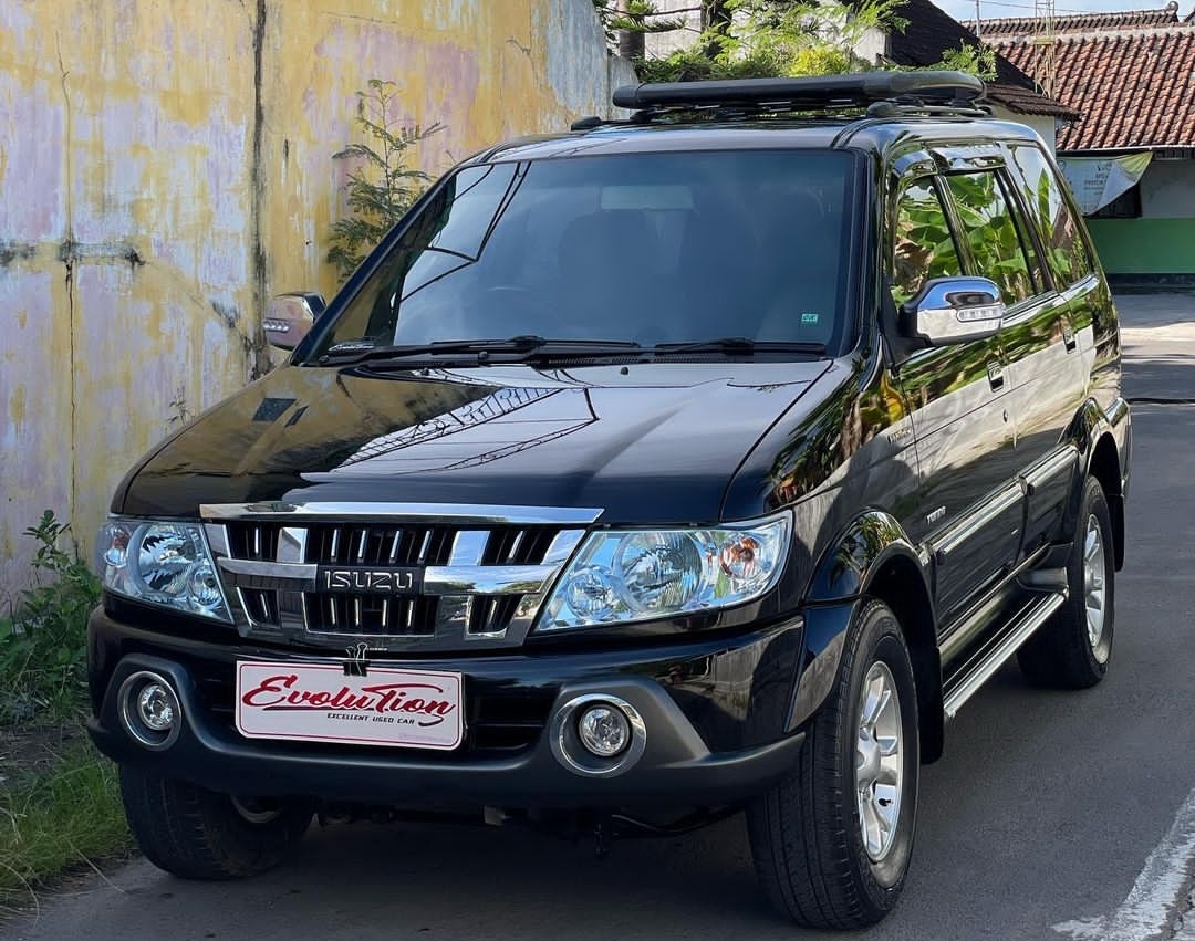 Cocok Buat yang Hobi Touring, Isuzu Panther Grand Touring, Menawarkan Spesifikasi Tangguh!