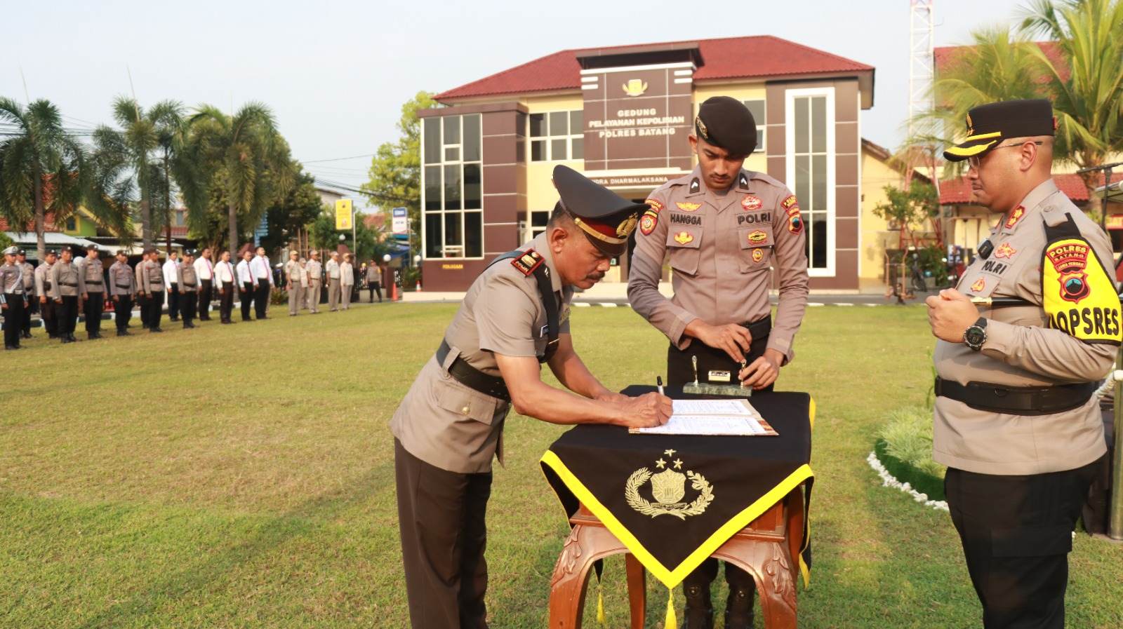 IPTU Ridwan Gantikan AKP Agung Sutanto sebagai Kapolsek Tulis