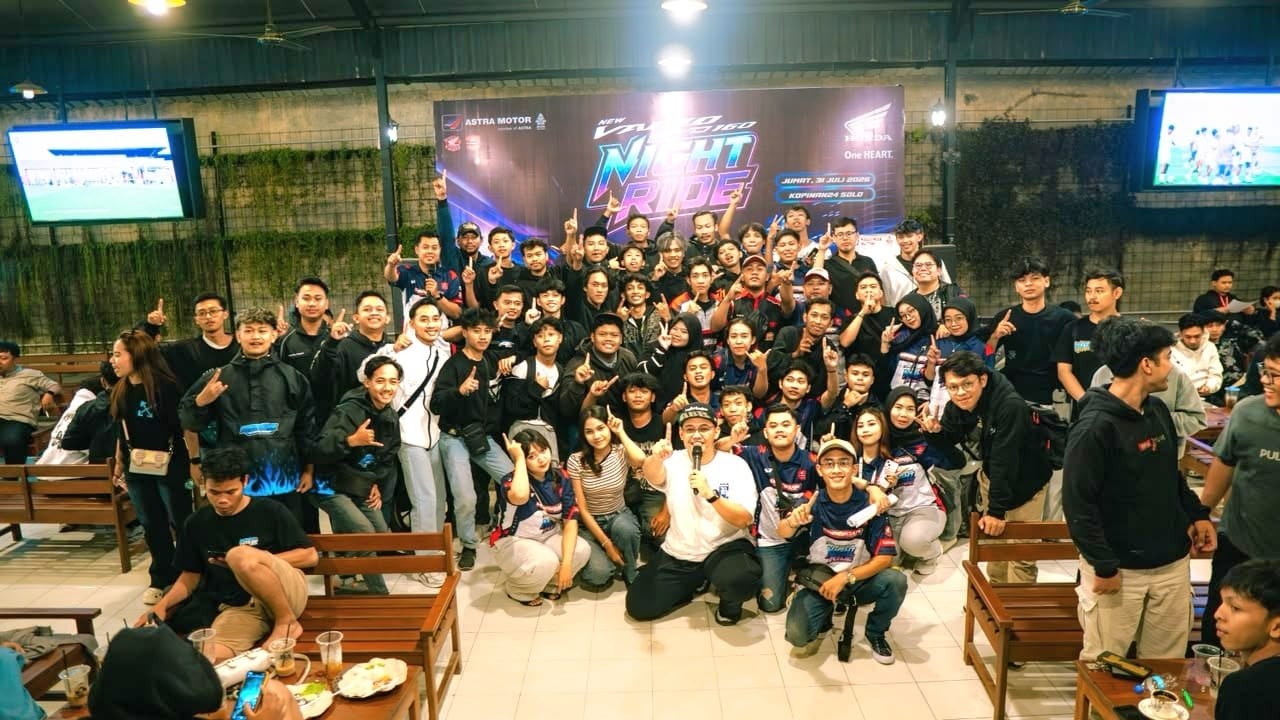 Night Ride Vario EVO 160 Pecahkan Antusiasme Pecinta Skutik di Solo, 260 Bikers Padati Kopinan24 Colomadu