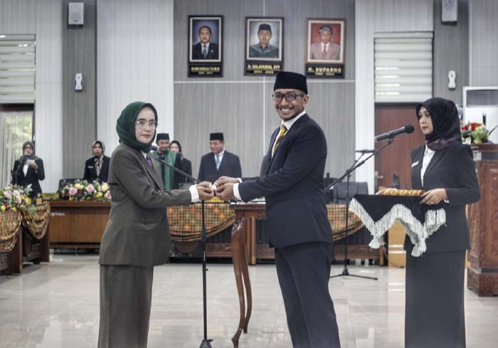 PAW Anggota DPRD Kota Pekalongan, Zaki Maulida Gantikan Jecky Zamzami 