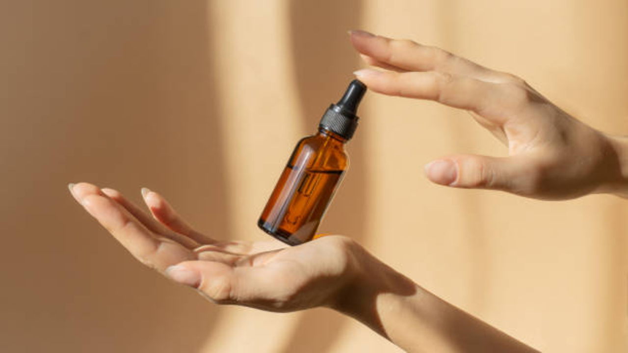 5 Serum Kolagen Terbaik ini Bikin Kulit Kencang dan Awet Muda