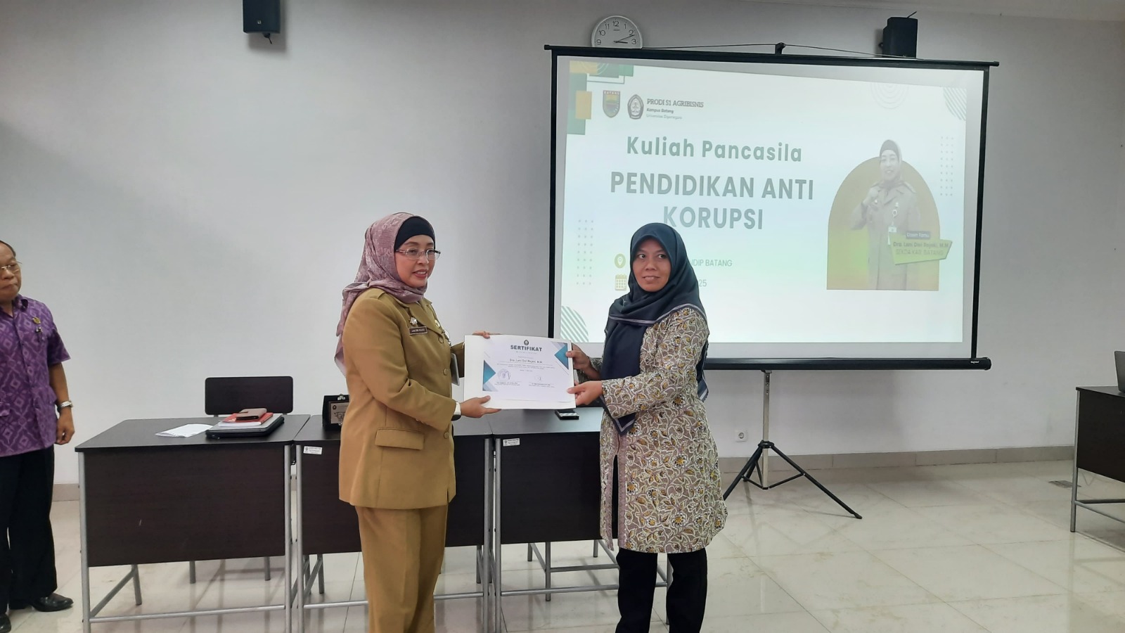 Rampung Jadi Pj Bupati, Lani Dwi Rejeki Jadi Dosen Tamu di PSDKU Undip