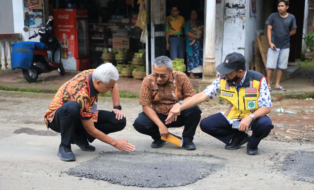 Jelang Lebaran, Pembangunan Fisik Infrastruktur Jalan Dikebut, Ganjar : Pantura Kami Cek Fisiknya