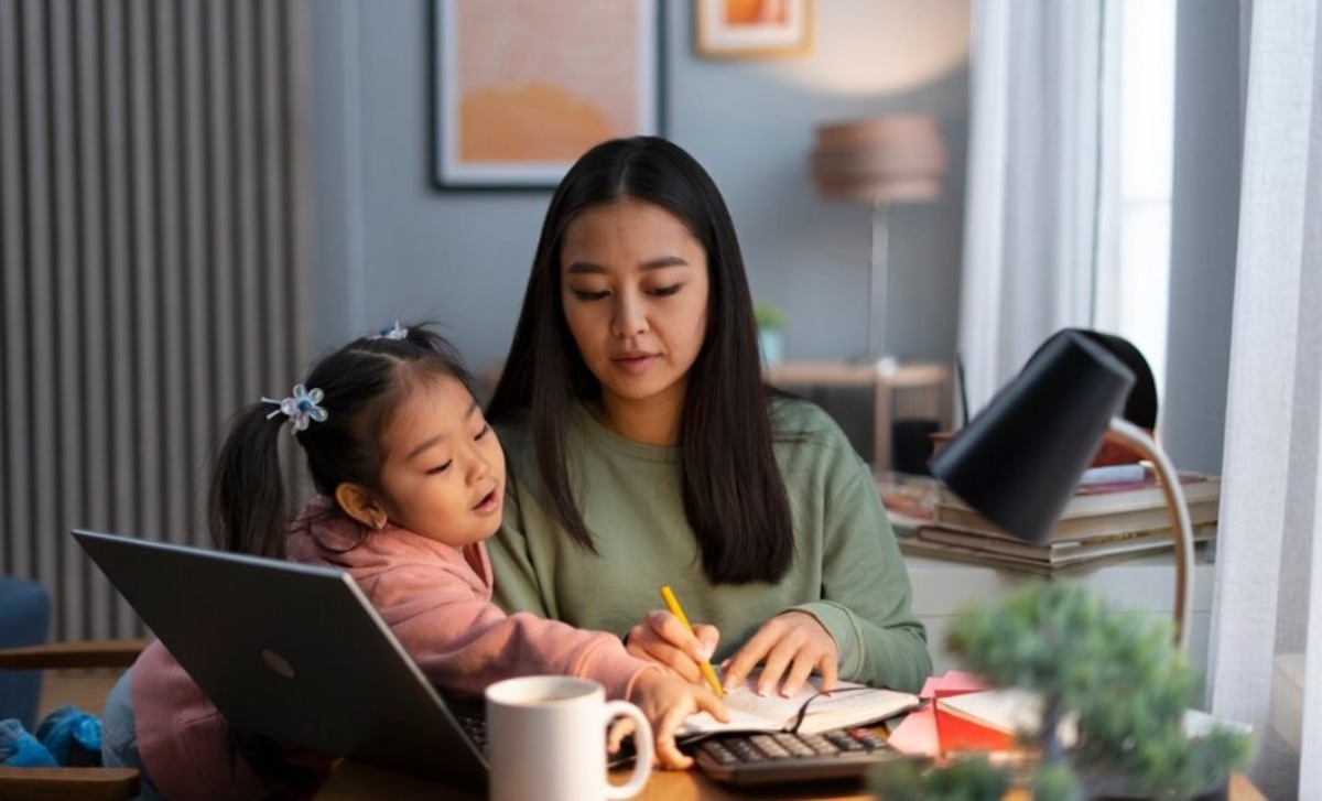 Belajar dari Ibu-Ibu Zaman Dulu dalam Mengelola Keuangan, Terapkan Caranya!