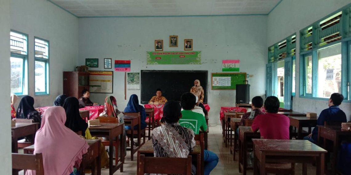 MI Salafiyah Tanjung Tirto Adakan Kegiatan Parenting dan Sosialisasi Kemadrasahan