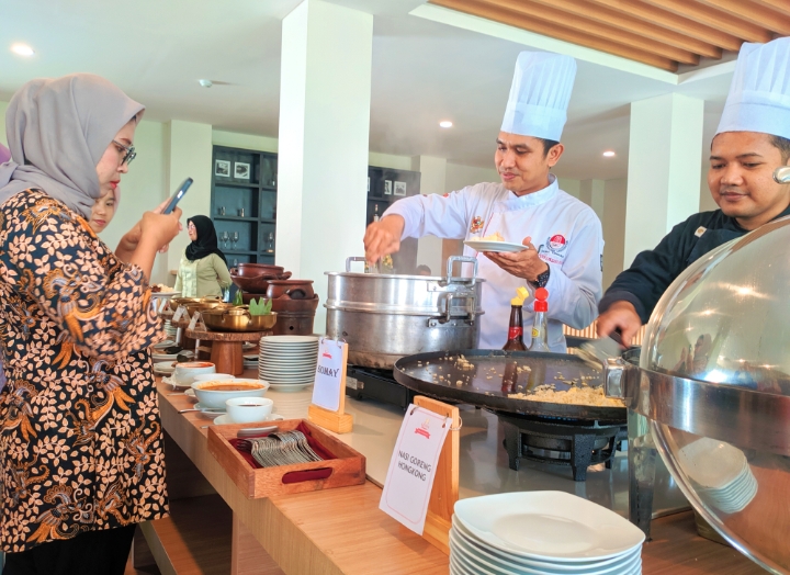 Semarak Malam Tahun Baru di Kiyana Premiere Hotel Batang, Ada New Year Eve Buffet Dinner 