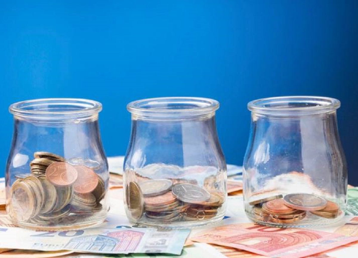 Perbandingan KUR Bank Swasta dengan BUMN, Mana yang Lebih Untung untuk UMKM?