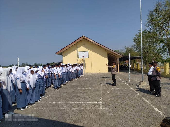 Polres Pekalongan Sosialisasi Pencegahan Bullying dan Kekerasan Seksual di SMK Prima Kesesi 