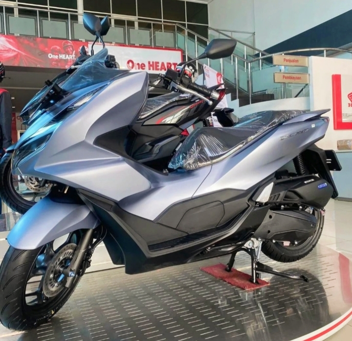 Cicilan Skutik Honda PCX 160 Bulan Ini, Dapatkan Tawaran Menariknya