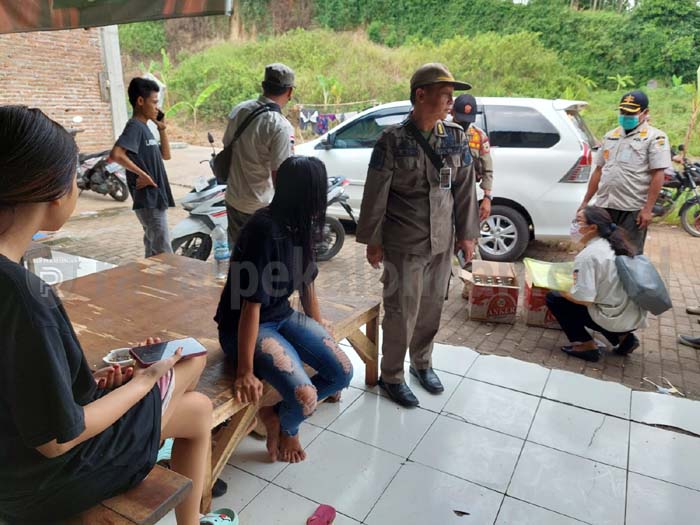 Parah, Tempat Hiburan di Batang Nekat Buka di Siang Hari dan Jualan Miras