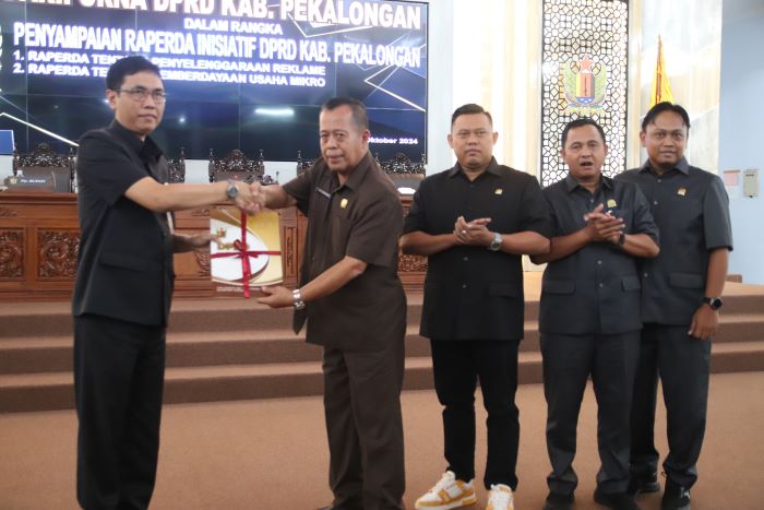 DPRD Kabupaten Pekalongan Sampaikan 2 Raperda Inisiatif DPRD