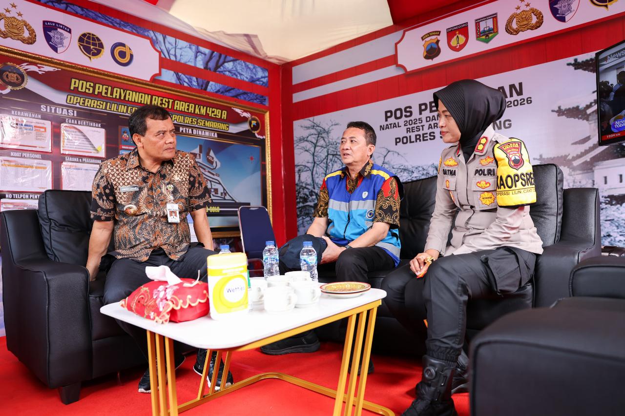 Pastikan Kelancaran dan Pelayanan Nataru, Ahmad Luthfi Tinjau Rest Area