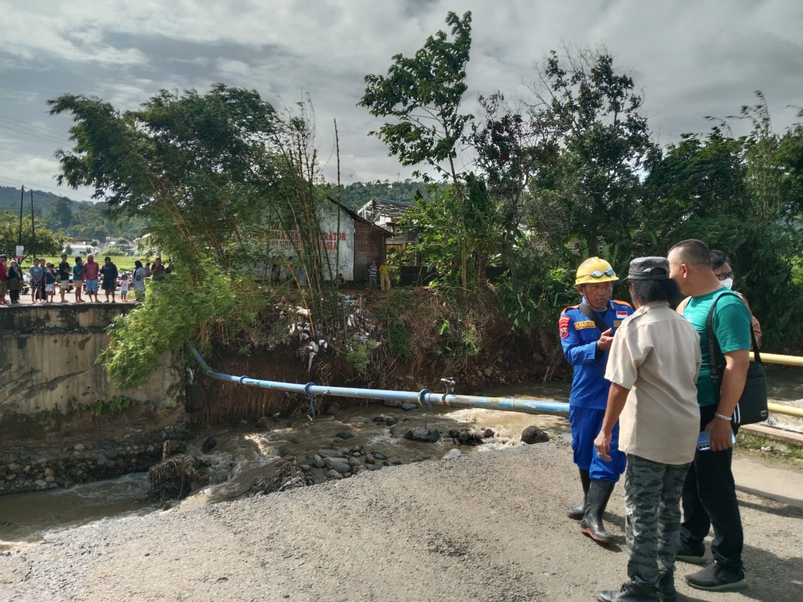 Jembatan Kali Belo Tersono Terputus, Pemkab Batang Bakal Segera Buat Jembatan Darurat