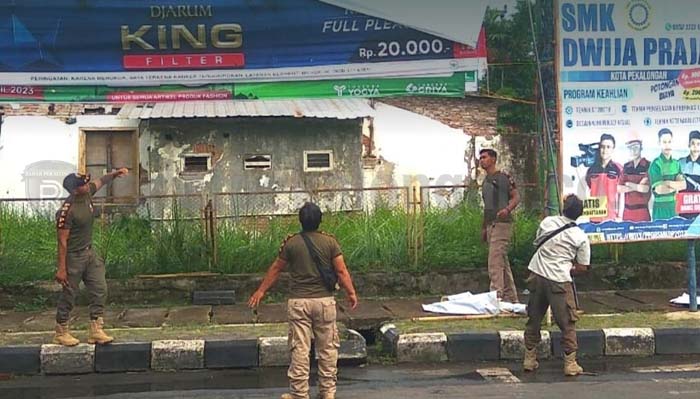 Langgar Peraturan, Ratusan Reklame Dibrebel Satpol PP Kota Pekalongan