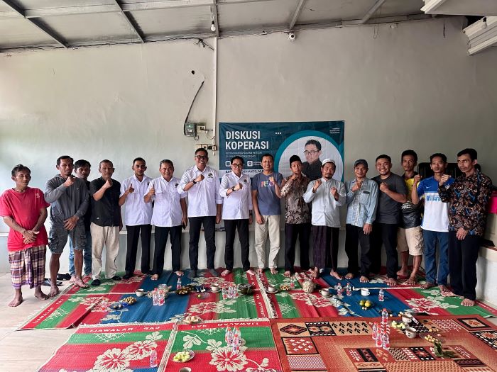 Menteri Koperasi Ferry Juliantono Sapa Koperasi Unggas Pekalongan