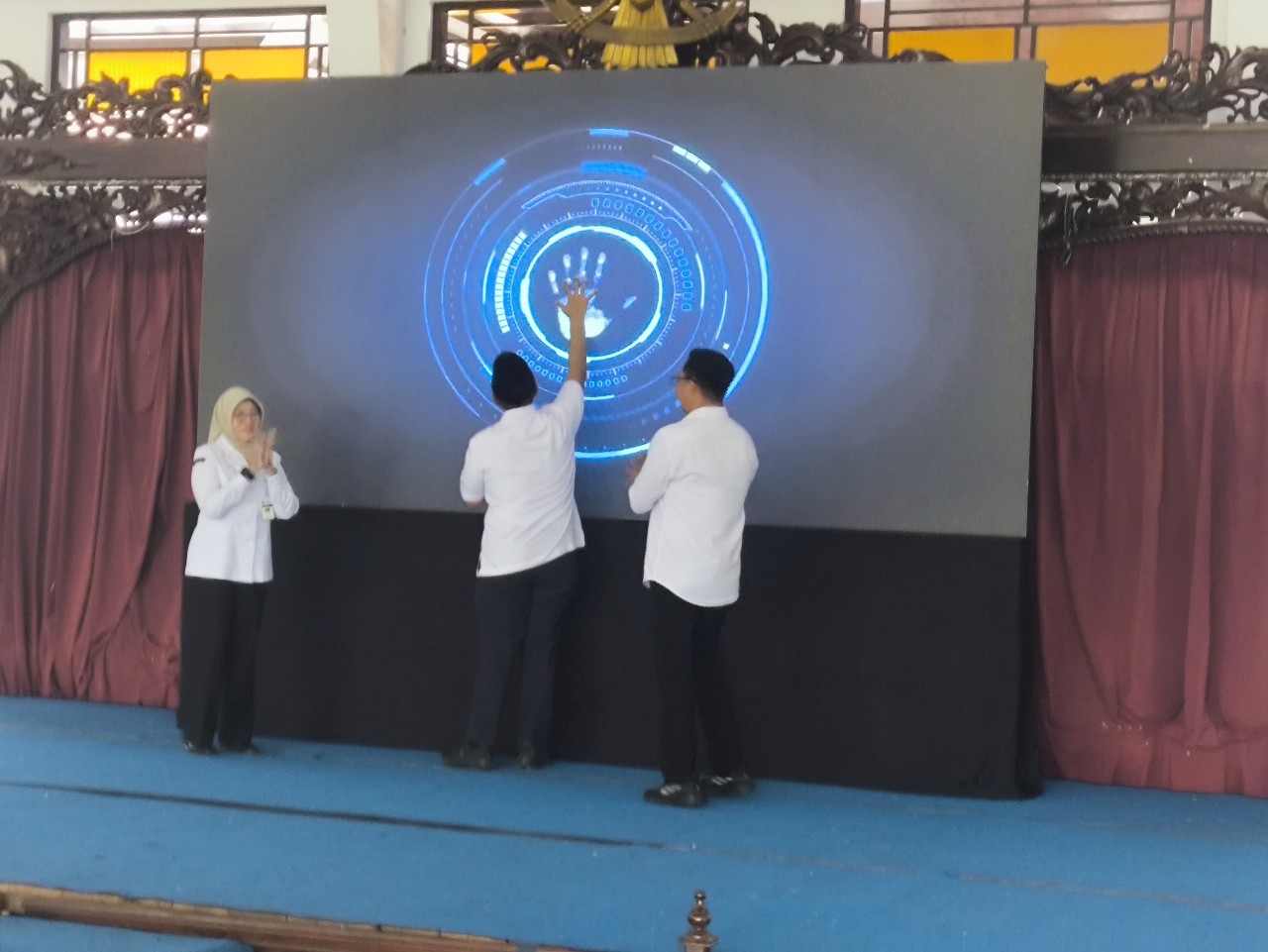 Beri Kemudahan dan Kepastian Investasi, Bupati Faiz Luncurkan Platform 