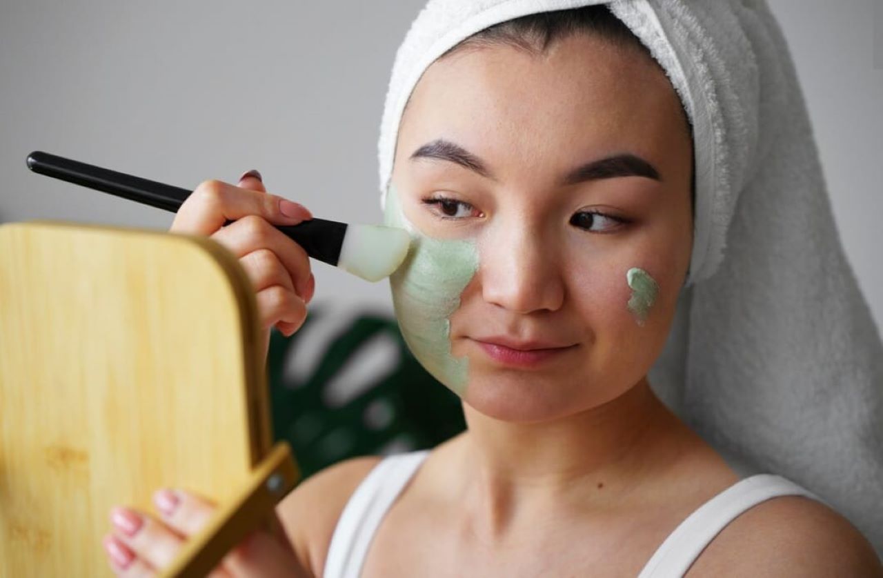 3 Masker DIY untuk Memutihkan Wajah Dalam 1 Malam, Kulit Langsung Glowing di Keesokan Paginya