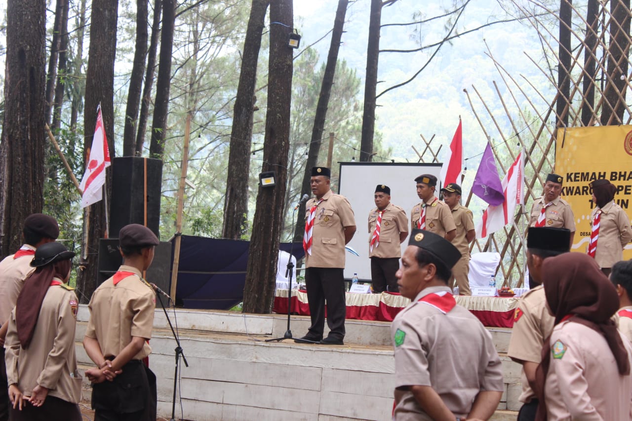 Asisten 2 Sekda Kabupaten Pekalongan Buka Kemah Bhakti Saka Kwarcab