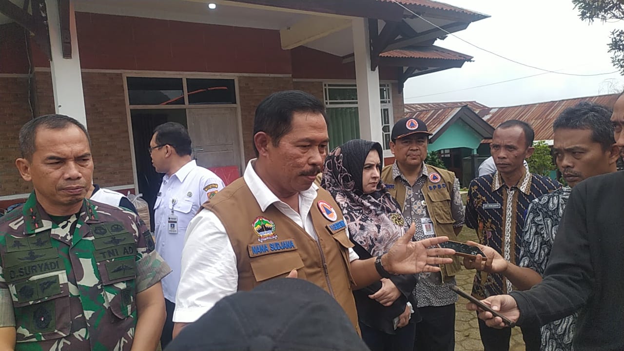 Pj Gubernur Jateng dan Bupati Fadia Tinjau Lokasi Longsor Petungkriyono, Komitmen Sinergi Percepat Penanganan