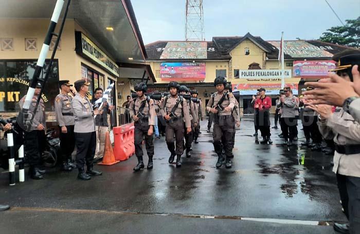  Kapolres Lepas 9 Bintara Remaja untuk Pembaretan