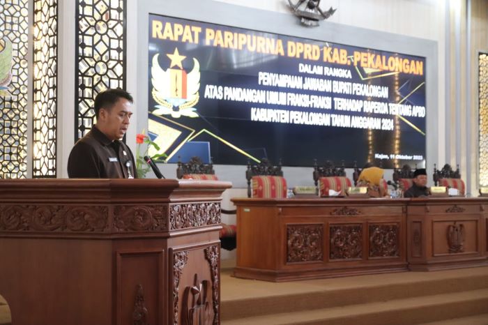 Rapat Paripurna DPRD Kabupaten Pekalongan Molor 1,5 Jam, Bupati Pekalongan Diwakili Sekda
