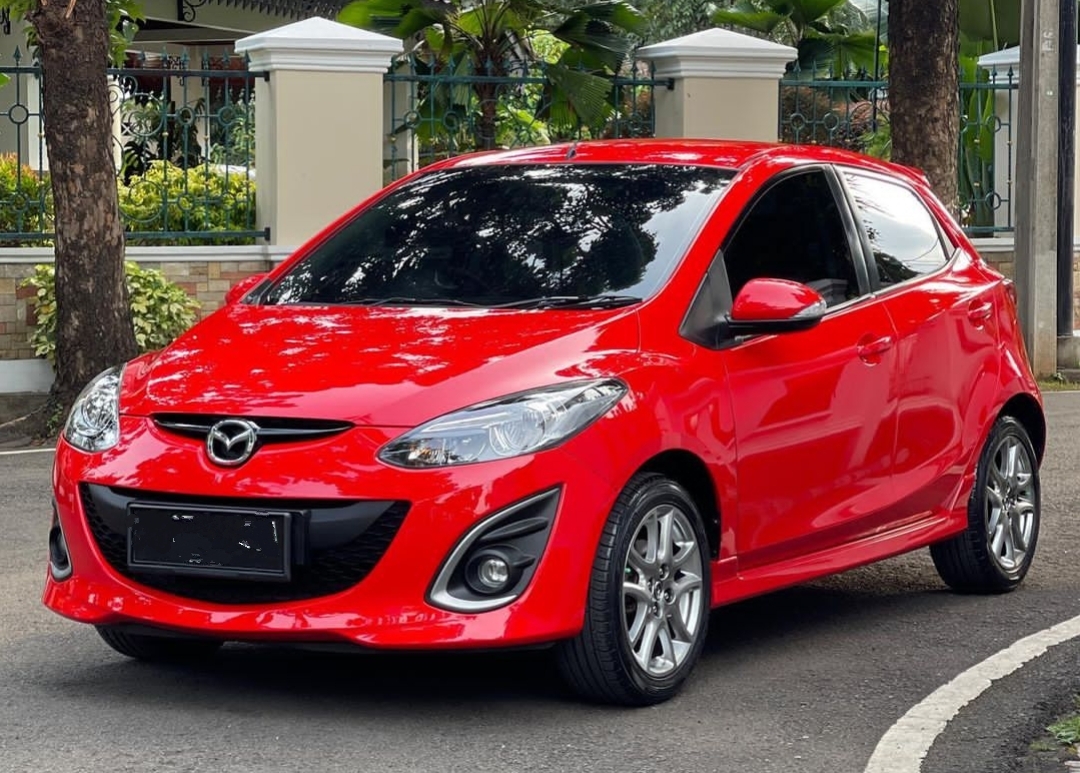 Pantas Kalau Mazda 2 Tidak Selaris Honda Jazz Ternyata Ini Penyebabnya!