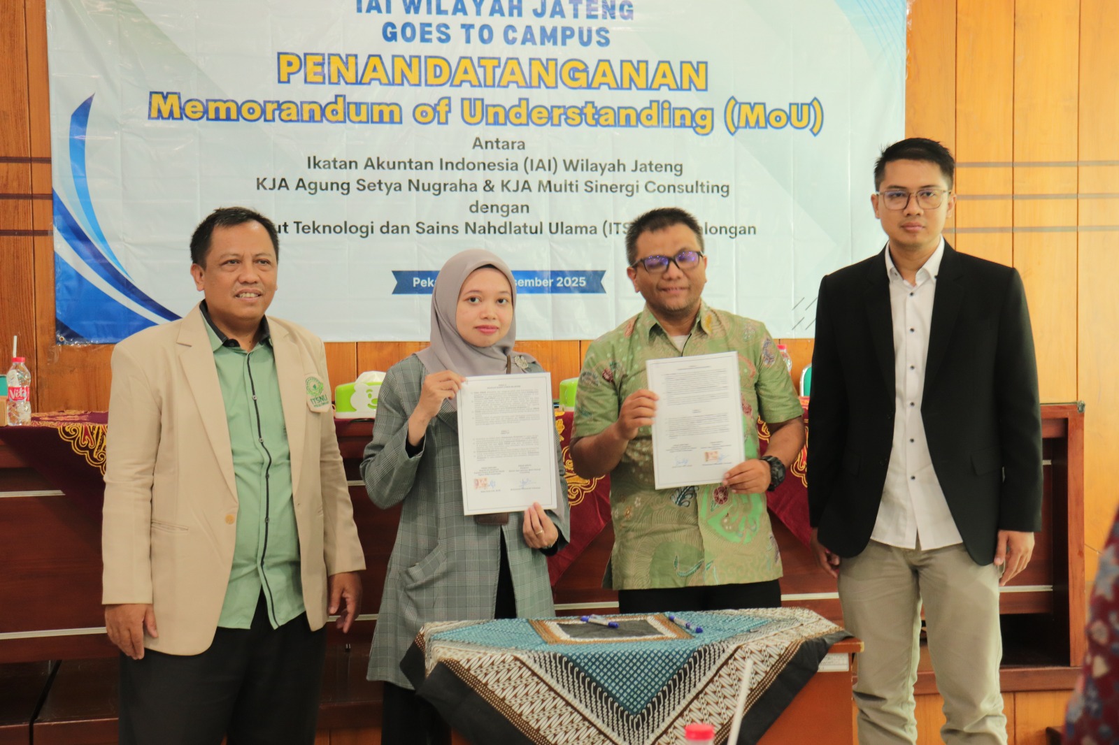 ITSNU Pekalongan Teken MoU Dengan Praktisi IAI Untuk Tingkatkan Kesiapan Lulusan