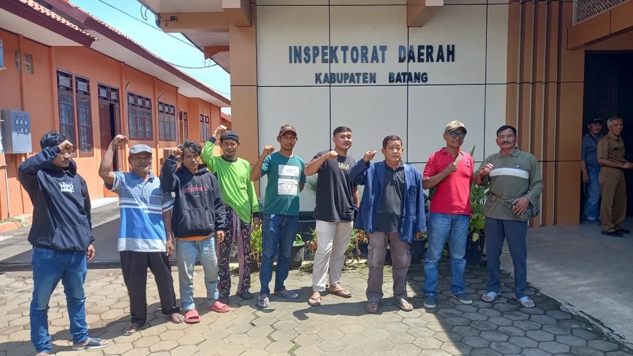 Perwakilan Warga Desa Sawahjoho Datangi Polres Batang, Pertanyakan Kelanjutan Laporan Dugaan Korupsi Kadesnya 