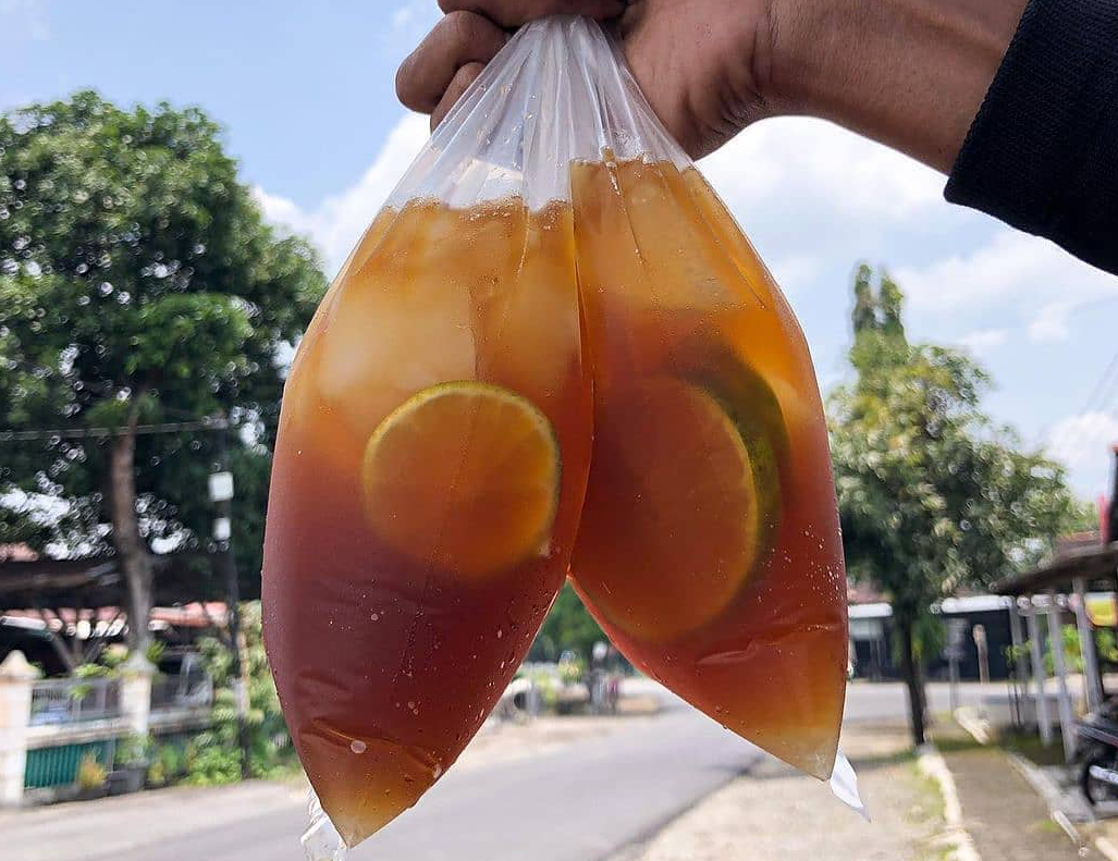 Fakta Menarik tentang Air Es dan Jumlah Kalori dalam Minuman Es seperti Es Teh, Es Jeruk dan Es Sirup