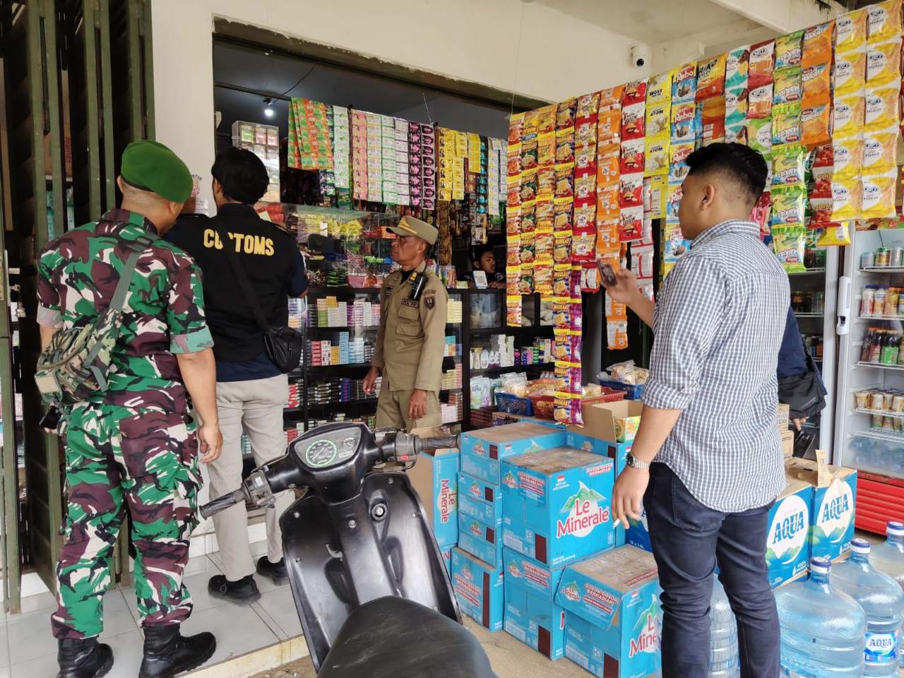 Satpol PP Batang dan Bea Cukai Tegal Sita 10.408 Batang Rokok Ilegal