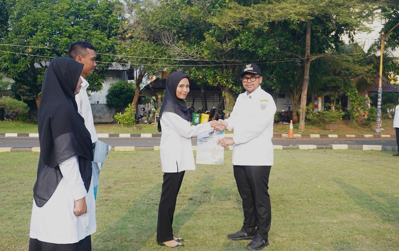 Lantik 304 PPPK Formasi 2024, Bupati Tekankan Integritas dan Pelayanan Bak Keluarga