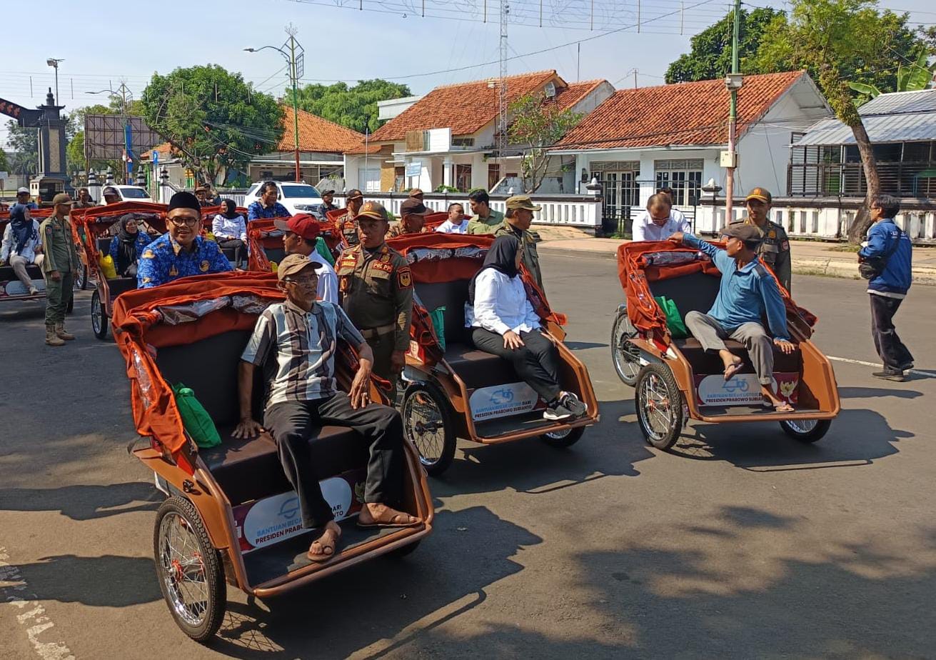Dapat Becak Listrik dari Presiden Prabowo, Pemkab Batang Siapkan Kawasan Wisata Zero Emisi