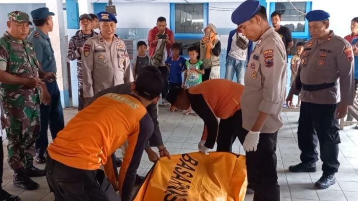 Kapal Nelayan Tenggelam di Perairan Wonokerto Pekalongan