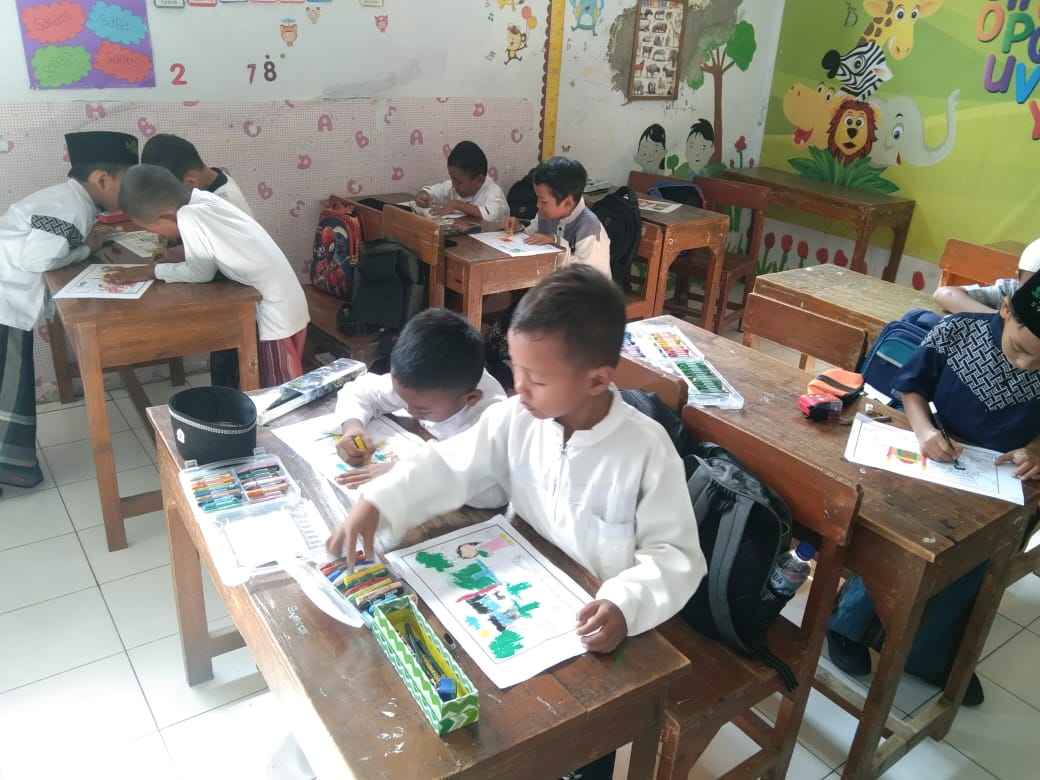 Peringati HSN, SDN Proyonanggan 03 Gelar Lomba Islami untuk Meningkatkan Pendidikan Karakter Siswa