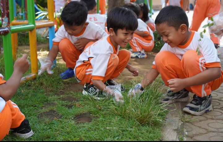 TK Ma'had Islam Tanamkan Kepedulian Lingkungan Sejak Dini