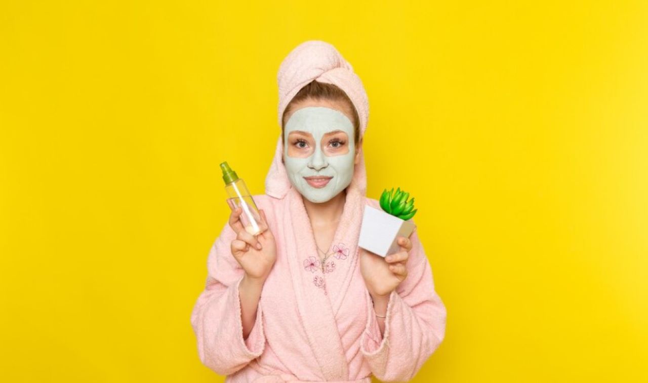 DIY Masker yang Memutihkan, Racikan 3 Bahan Bebas Noda Hitam dan Kulit Kusam 