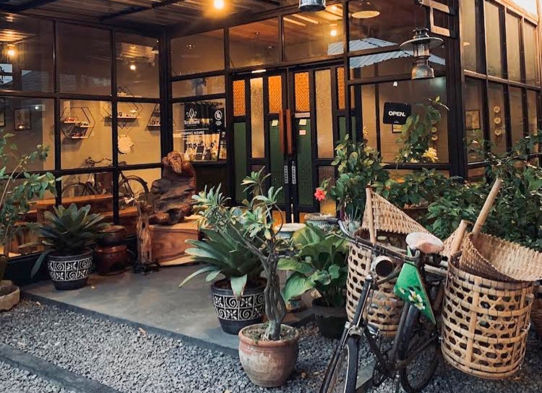 Cocok untuk Me Time, 5 Coffee Shop Cozy di Cirebon Ini Bisa Kamu Kunjungi dengan Harga Menu yang Terjangkau!