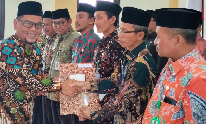 30 Masjid di Kabupaten Batang Berada di Zona Kemiskinan Ekstrem